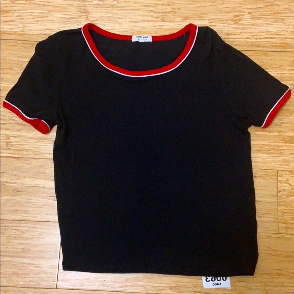 Short sleeve tee